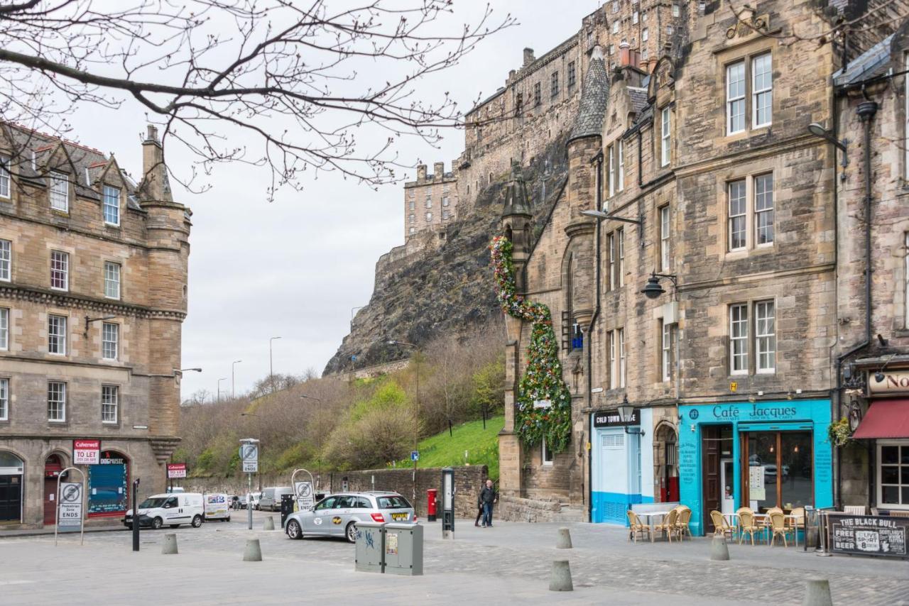 Kings Stables, Grassmarket Villa เอดินบะระ ภายนอก รูปภาพ