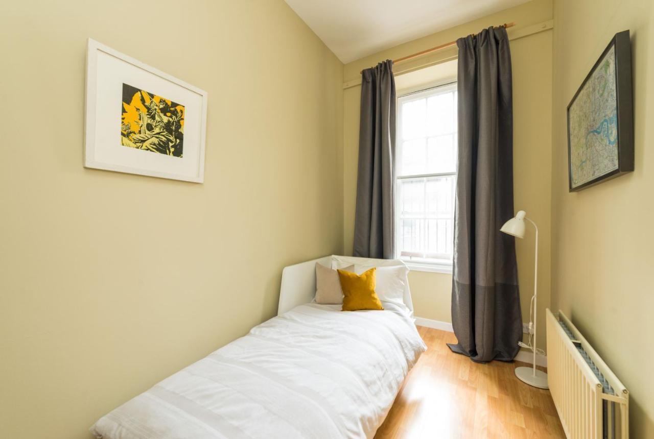 Kings Stables, Grassmarket Villa เอดินบะระ ภายนอก รูปภาพ