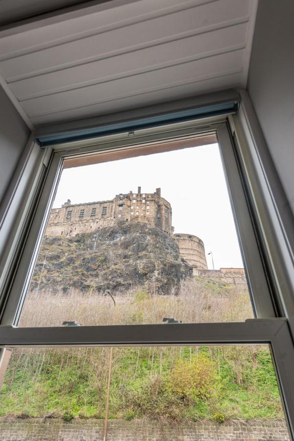 Kings Stables, Grassmarket Villa เอดินบะระ ภายนอก รูปภาพ